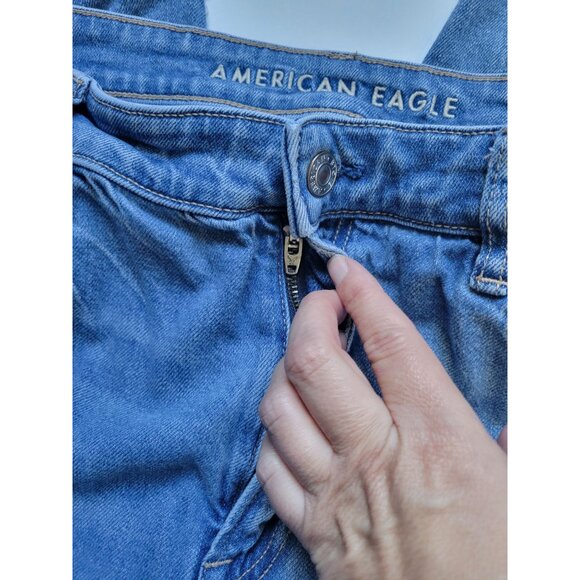 American Eagle Strigid Mom Ripped Jeans Size 14 Regular Fit Casual Bohemian - Picture 4 of 10